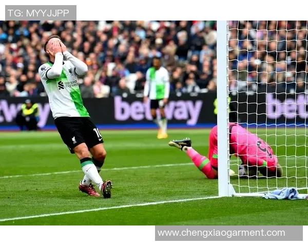 世界足坛十大神球球星盘点 他们的进球让你为之疯狂