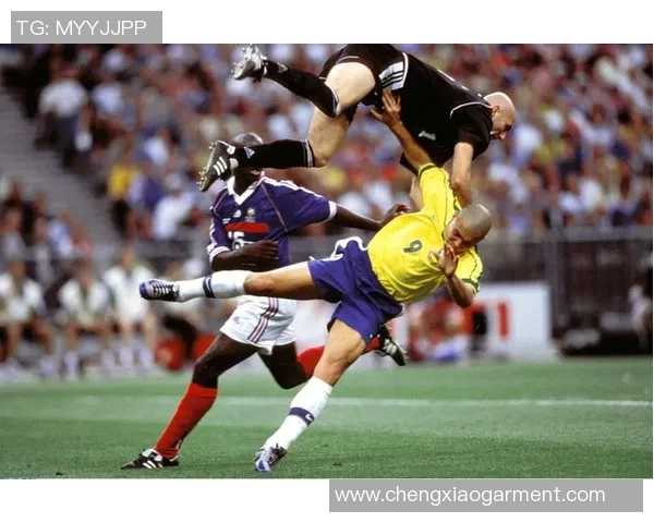 球星们与少林足球的缘分：哪些足球巨星曾观看这部经典影片