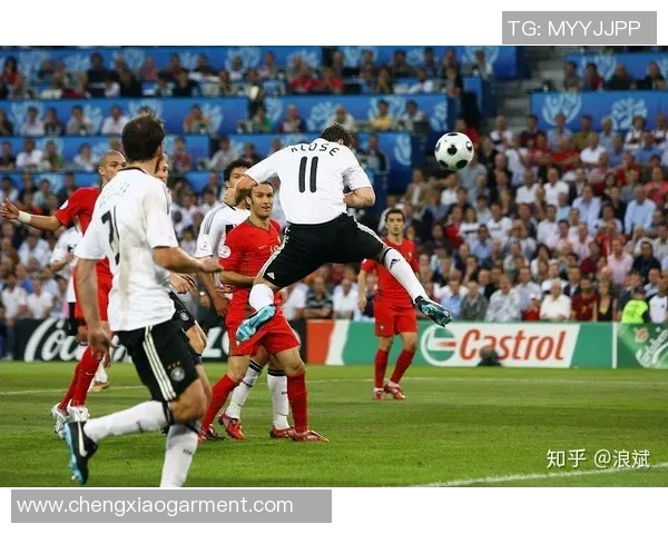 足球世界六大球星排名揭晓谁是当今足坛最强球员的真正王者